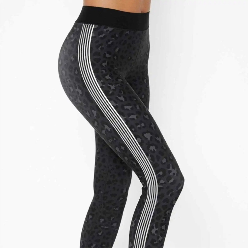 Ultracor Amina six stripe size xs